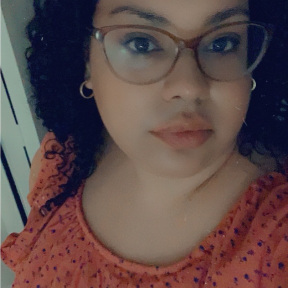 Meet your Posher, Tania - Picture 3 of 4